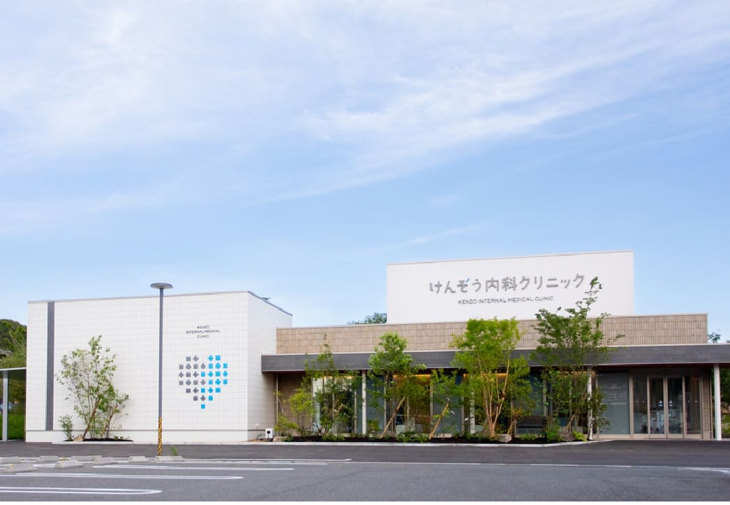 ライジングホールディングス